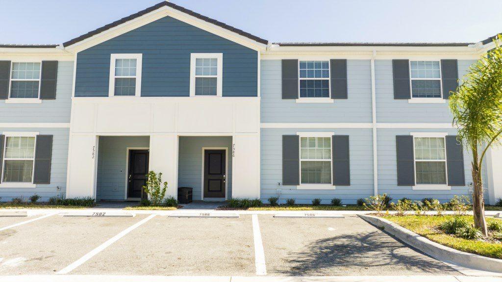 7586 Oak Spring Ln., Davenport, FL 33837