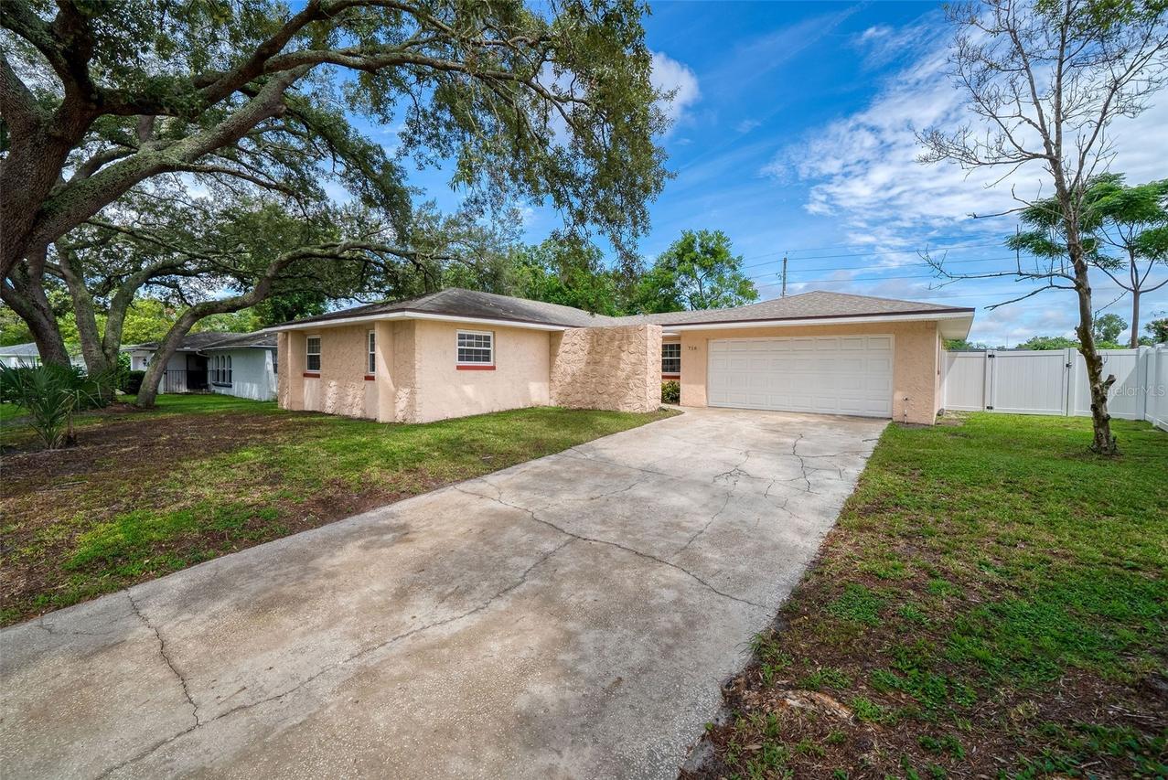 716 Laurel Way, Casselberry, FL 32707