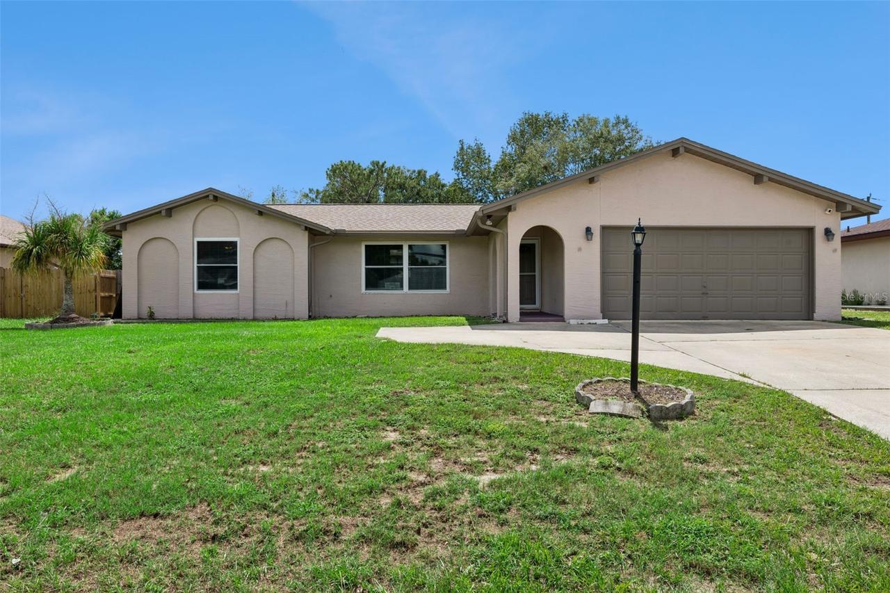 853 Sylvia Dr., Deltona, FL 32725