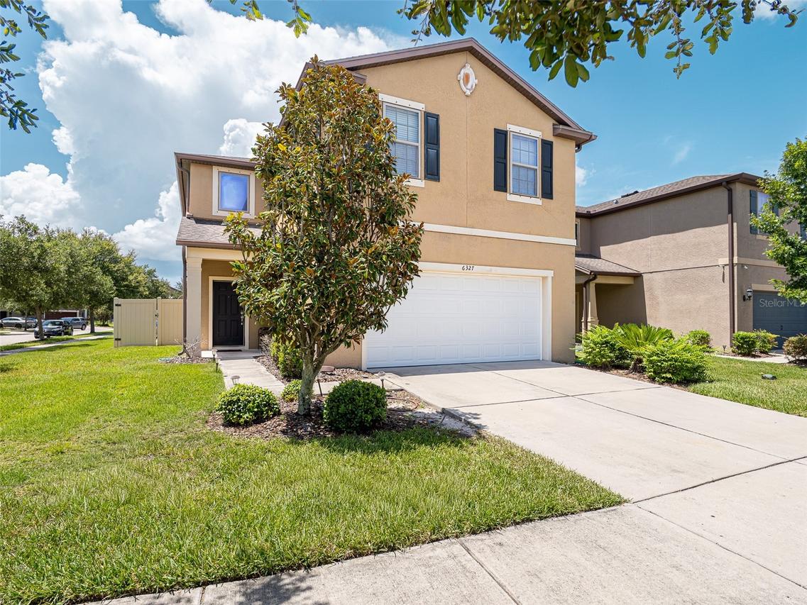 6327 Yellow Buckeye Dr., Riverview, FL 33578