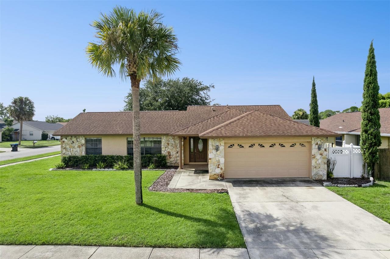 2402 Woodway Dr., Orlando, FL 32837