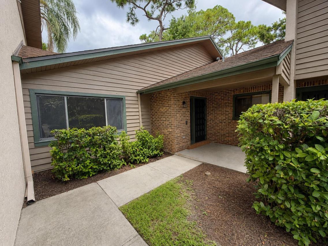 971 Sunridge Dr. #110, Sarasota, FL 34234