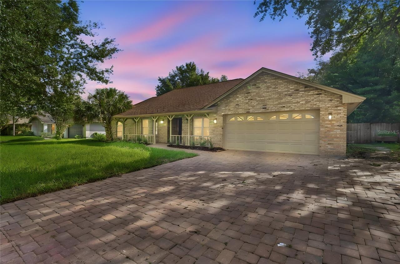 4425 Winderwood Cir., Orlando, FL 32835
