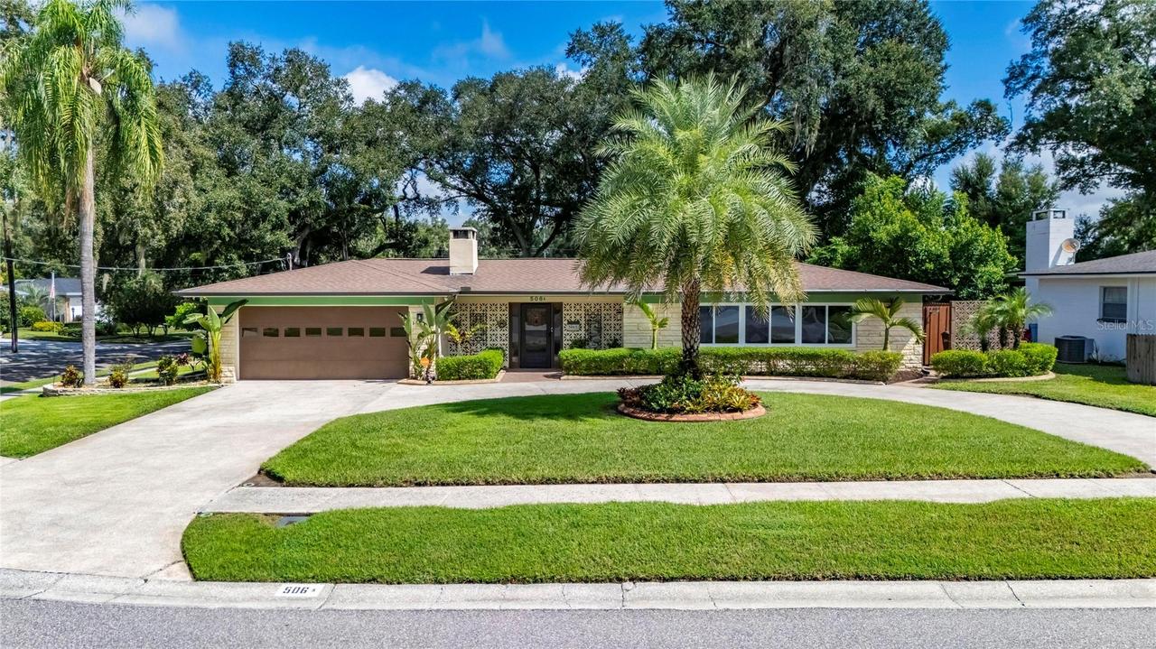 506 S Larry Cir., Brandon, FL 33511