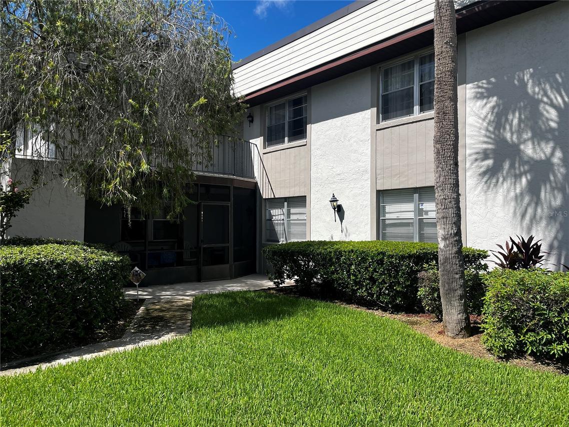 109 Windtree Ln. #N, Winter Garden, FL 34787