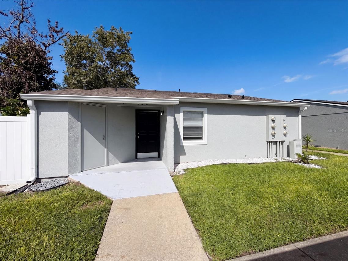 411 Dorchester Sq., Lake Mary, FL 32746