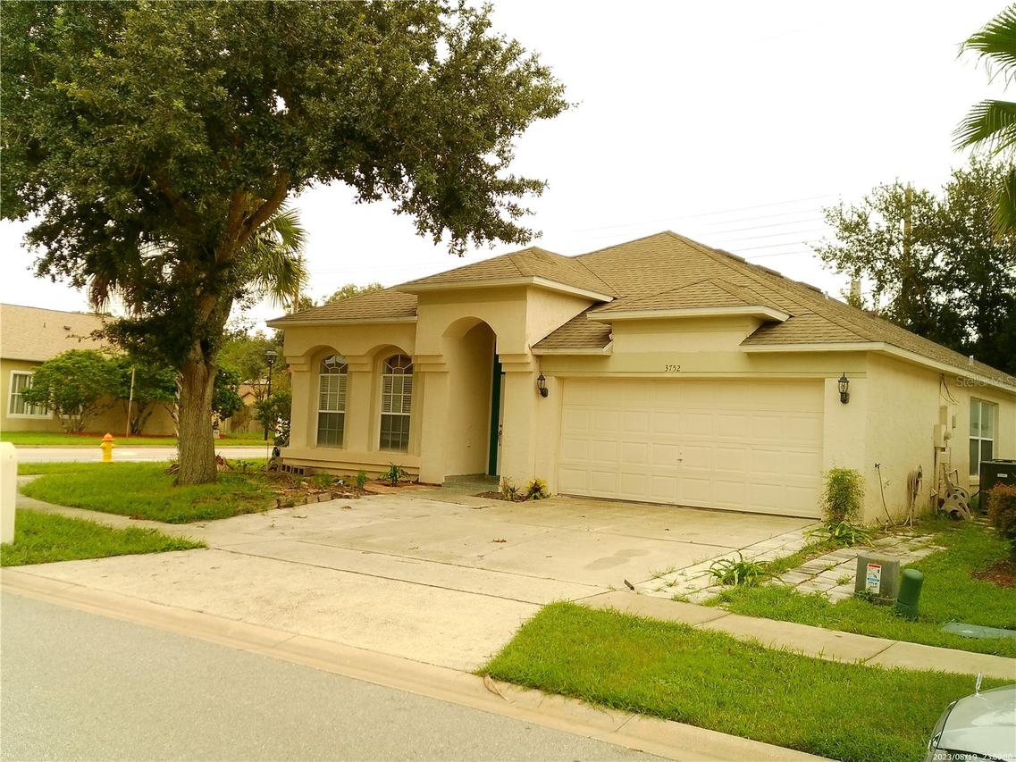 3752 Becontree Pl., Oviedo, FL 32765