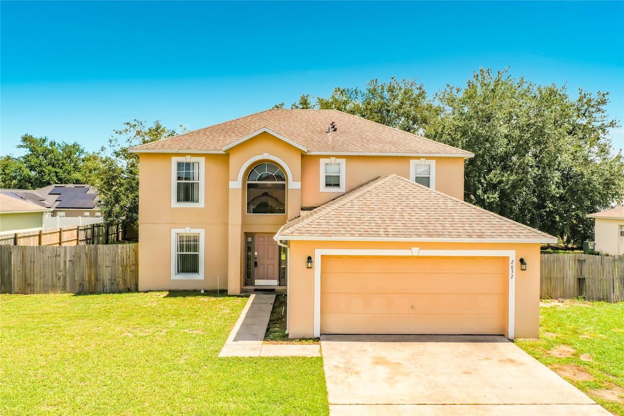 2032 Elmhurst Ln., Mascotte, FL 34753