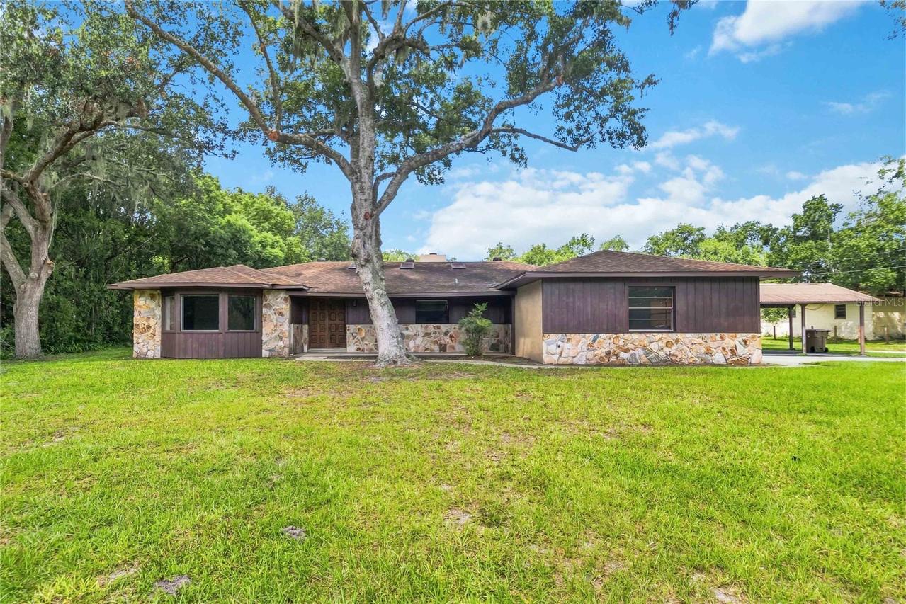 1850 Palmetto Dr., Kissimmee, FL 34744