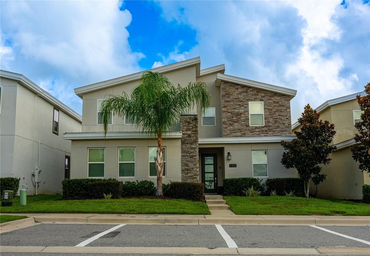 9308 Sommerset Hills Dr., Davenport, FL 33896