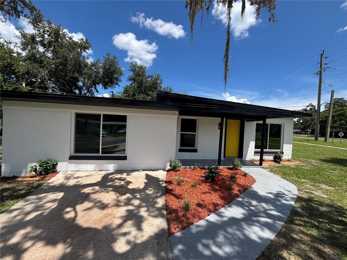 1041 Rosella Ln., Titusville, FL 32780