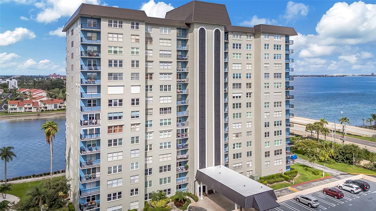 5220 Brittany Dr. #201, St Petersburg, FL 33715