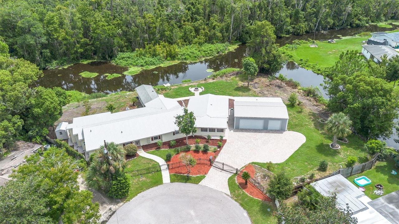 507 Phyllis Cir., Eustis, FL 32726