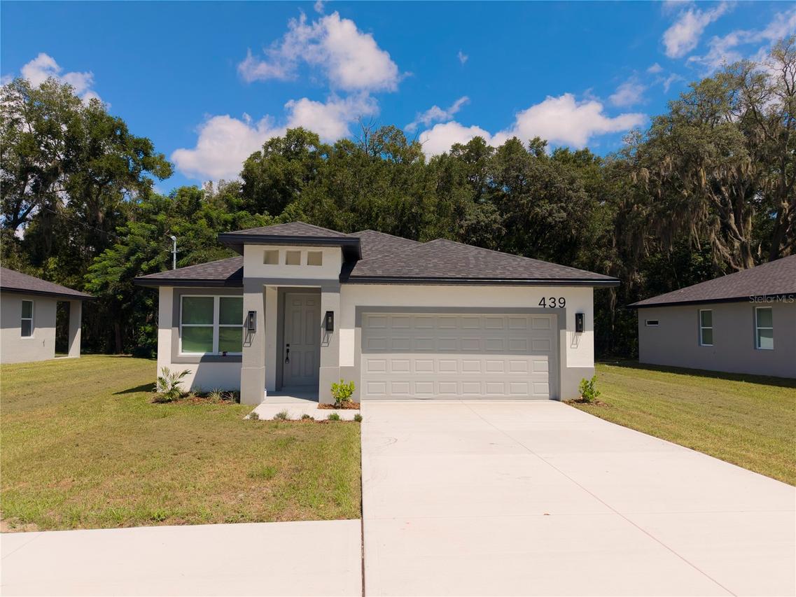 439 E 13th St., Apopka, FL 32703
