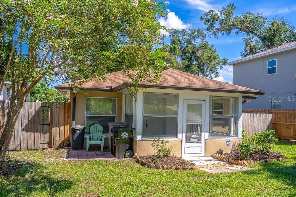 617 E 1st St., Apopka, FL 32703