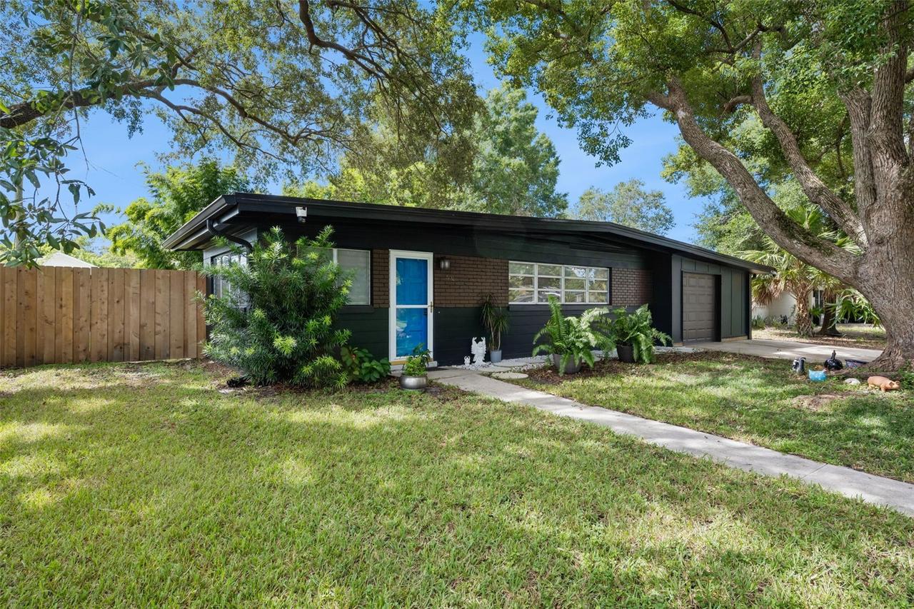 2626 Ambergate Rd., Winter Park, FL 32792