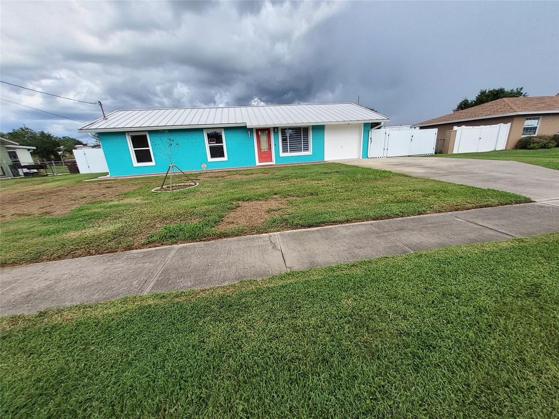 1319 Manor Dr., Kissimmee, FL 34741