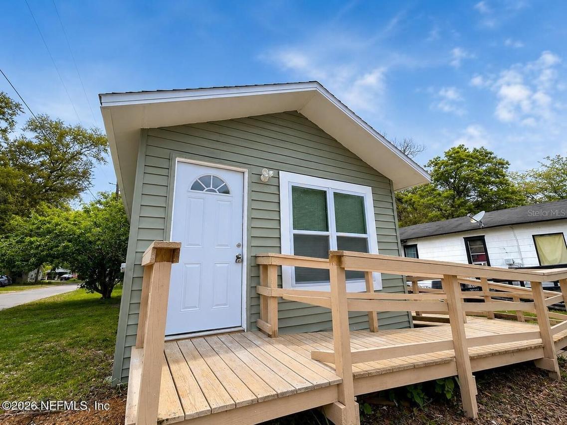 1402 Powhattan St., Jacksonville, FL 32209