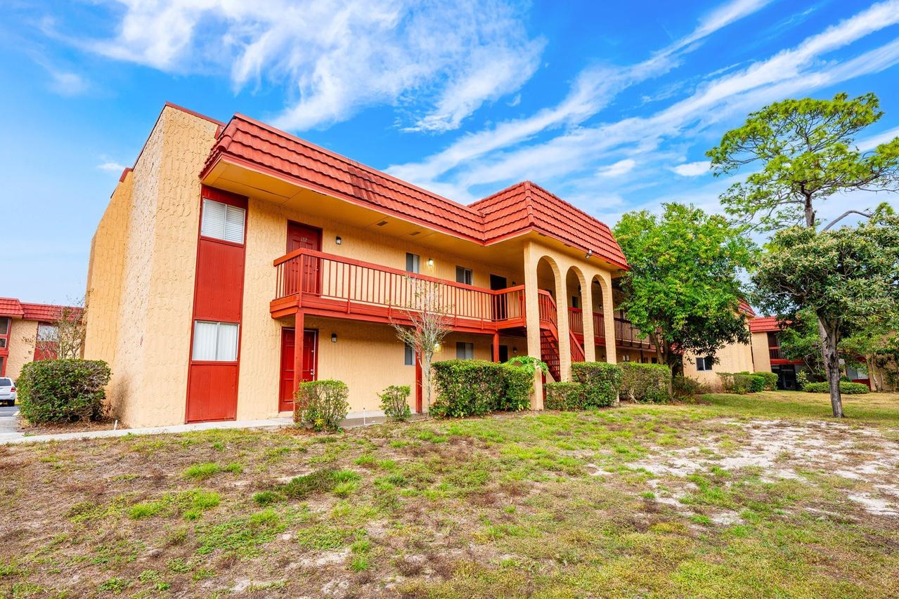 2860 N Powers Dr. #APT 134, Orlando, FL 32818