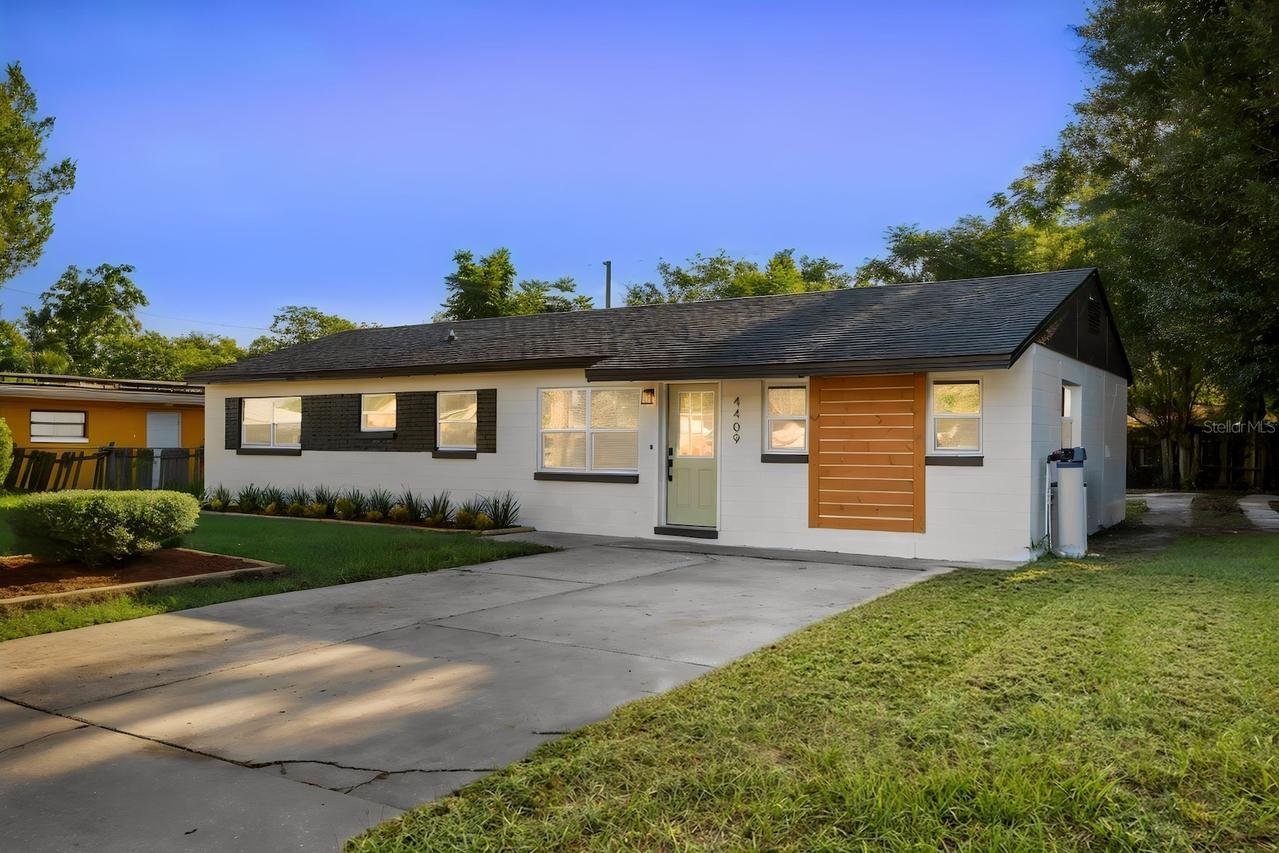 4409 Debord Ave., Orlando, FL 32808