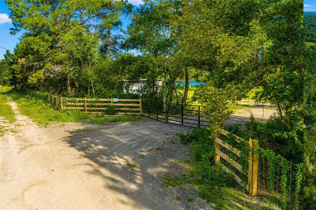 43401 Cooter Pond Rd., Deland, FL 32720