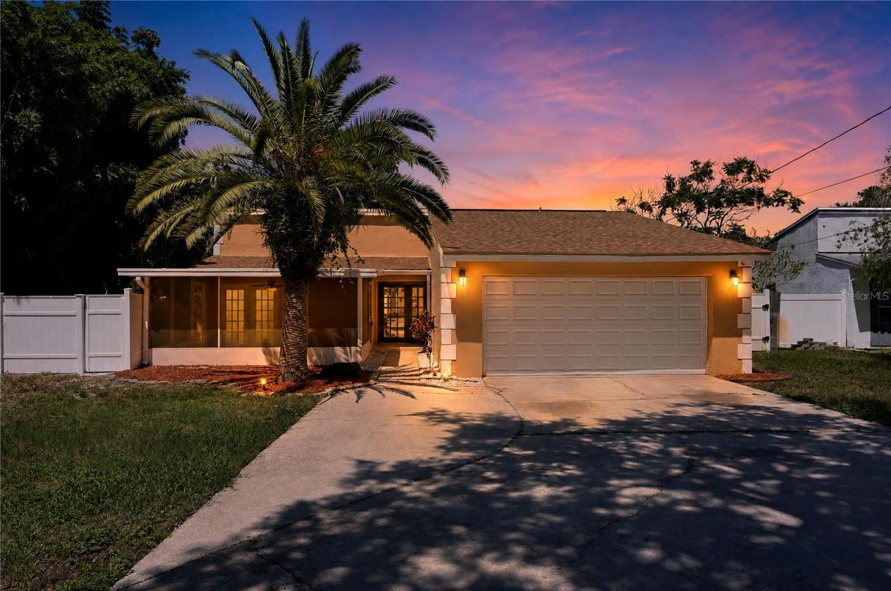 915 Seminole Blvd., Tarpon Springs, FL 34689
