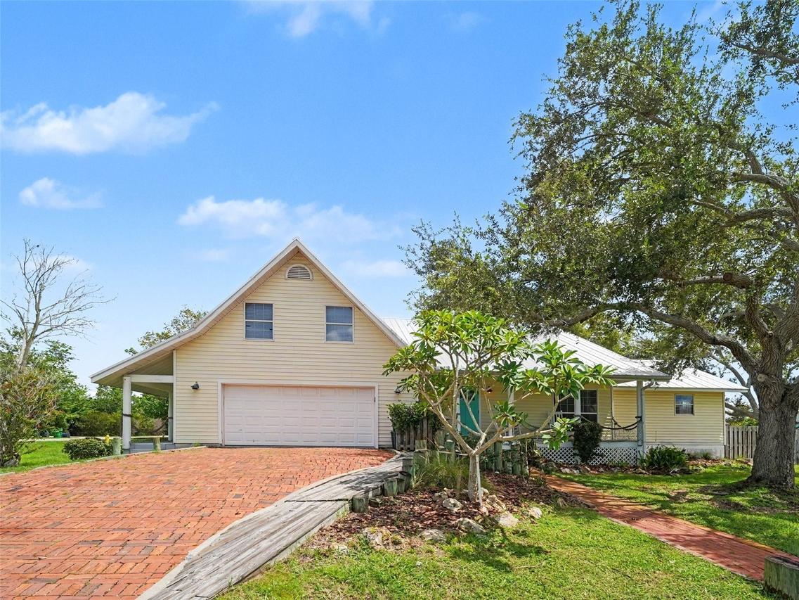 1612 20th Ave., Palmetto, FL 34221