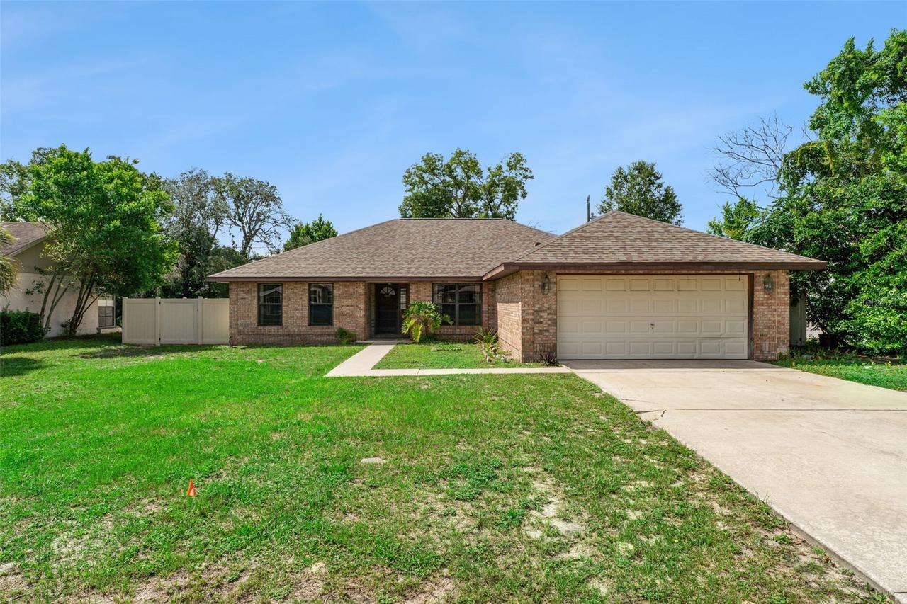 1153 Feather Dr., Deltona, FL 32725