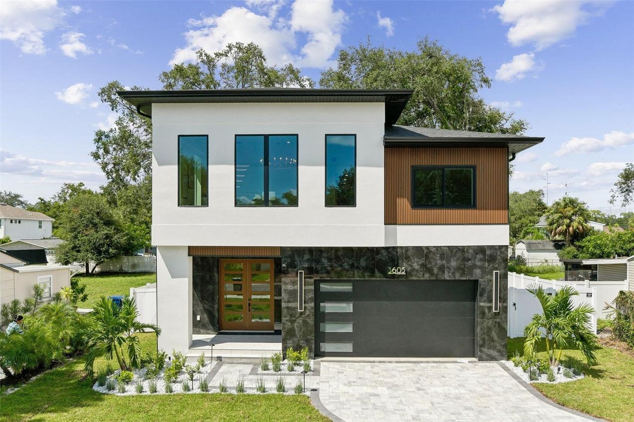 3605 W Bay Ave., Tampa, FL 33611