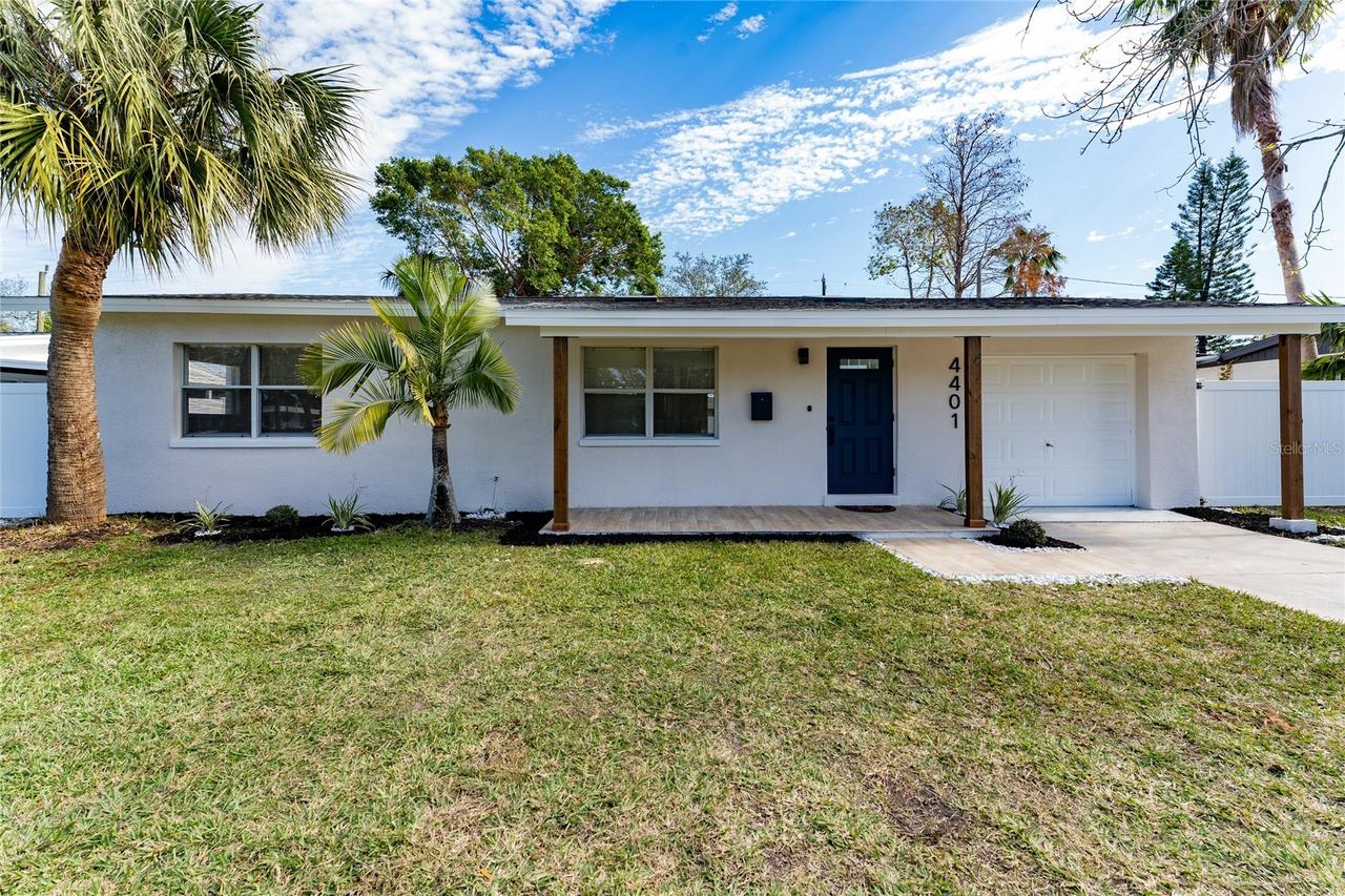 4401 Shore Acres Blvd., St Petersburg, FL 33703