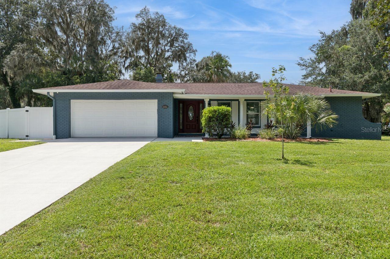 402 Valencia Cir., Oviedo, FL 32765
