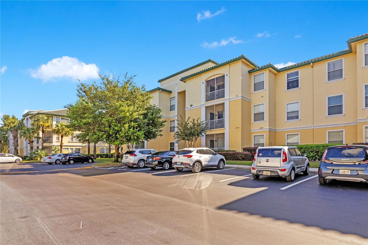 8809 Dunes Ct. #202, Kissimmee, FL 34747