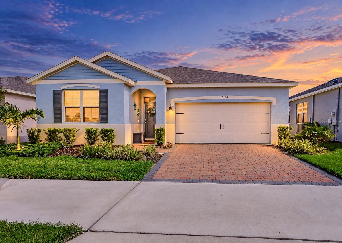 17558 Blazing Star Cir., Clermont, FL 34714