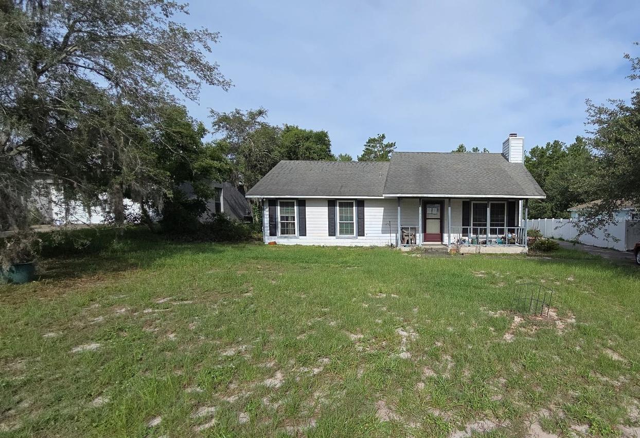 32911 Forest Ave., Leesburg, FL 34788
