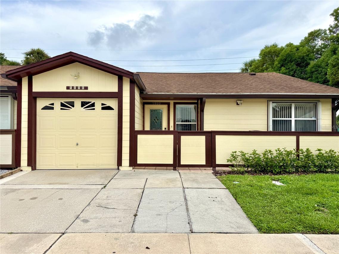 5800 Sagunto St., Orlando, FL 32807