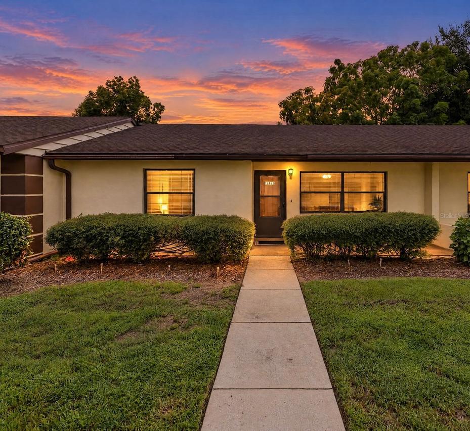 12422 Clubhouse Ct., Tavares, FL 32778