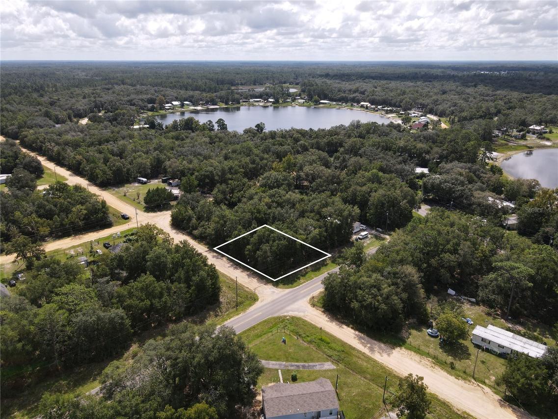Trenton St, Interlachen, FL 32148
