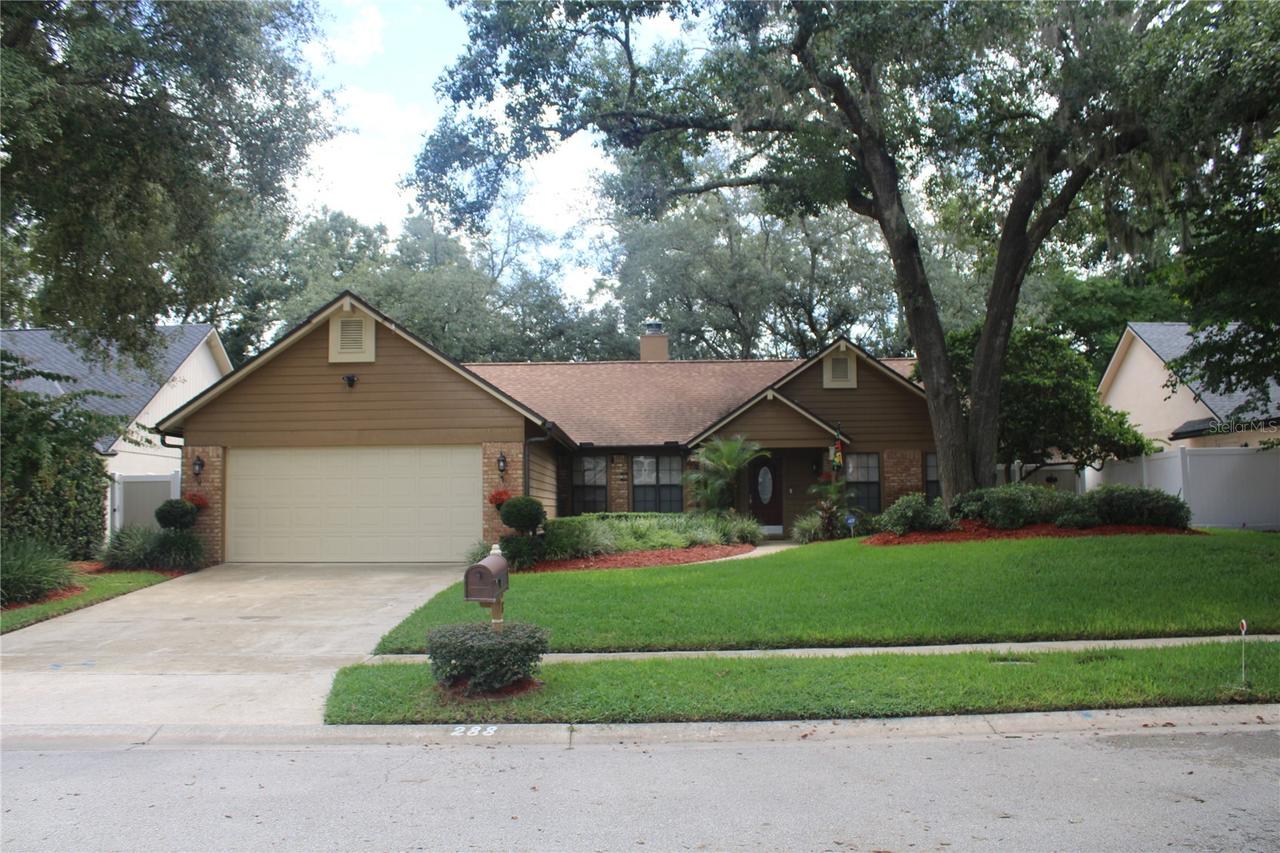288 Ringwood Dr., Winter Springs, FL 32708