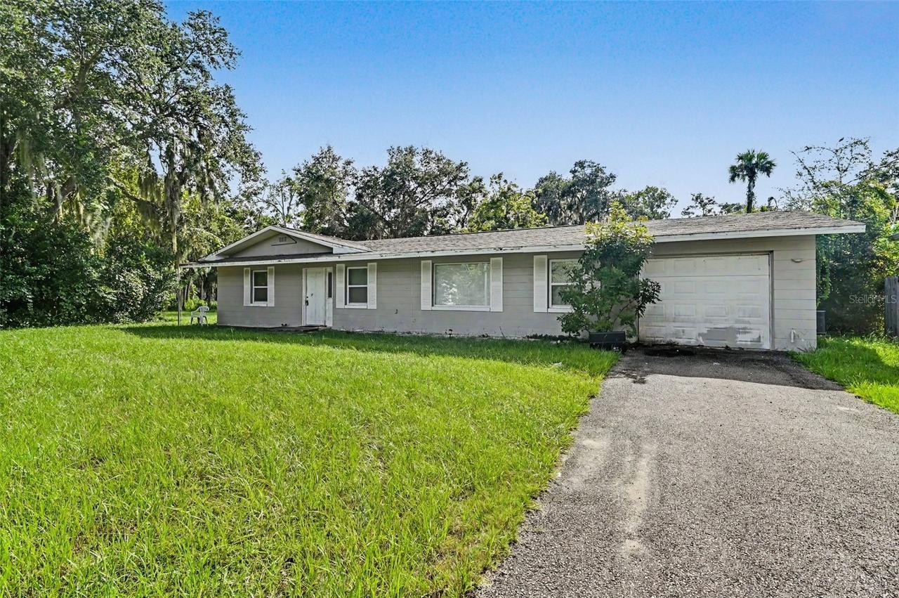624 N Duss St., New Smyrna Beach, FL 32168