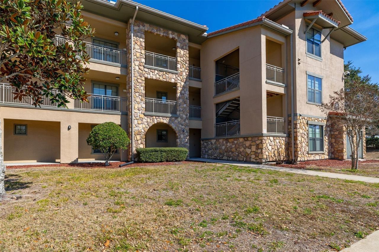 901 Charo Pkwy. #716, Davenport, FL 33897