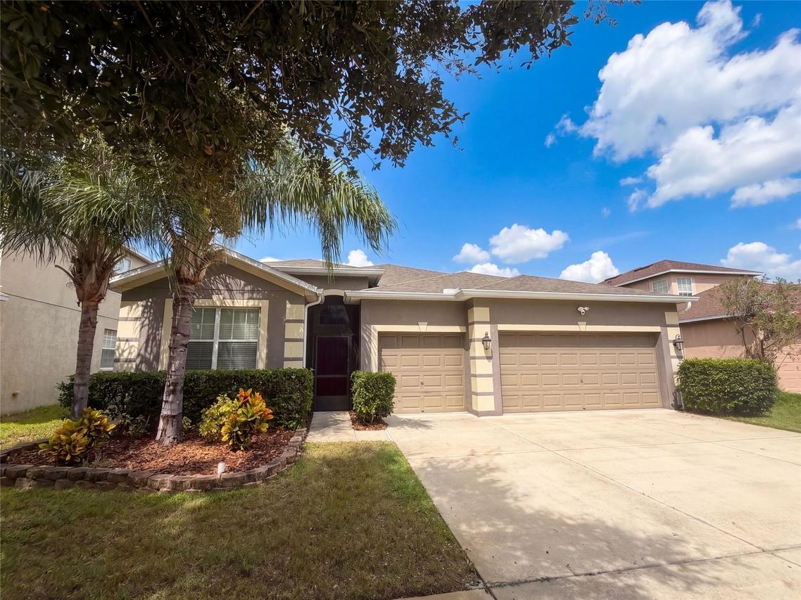 626 Tanana Fall Dr., Ruskin, FL 33570