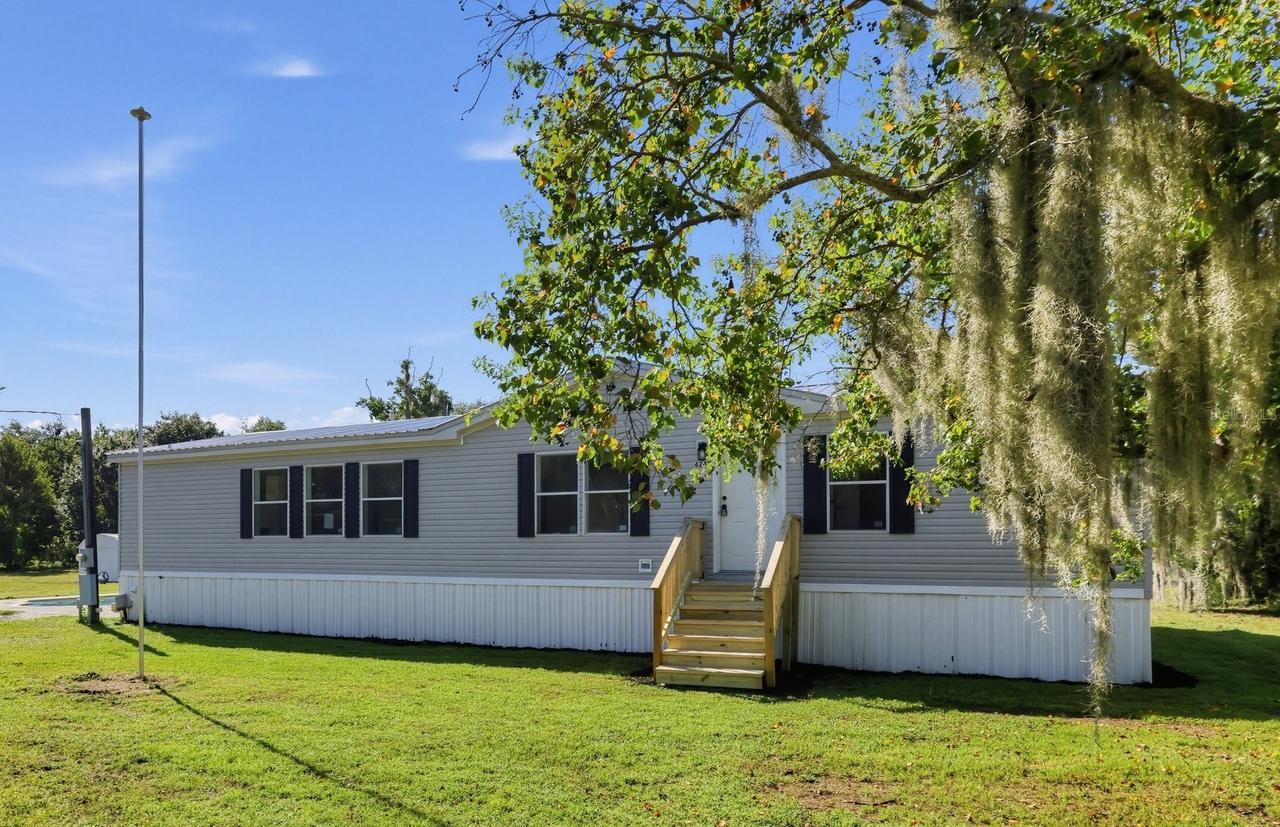 4243 Coyote Tr., Polk City, FL 33868