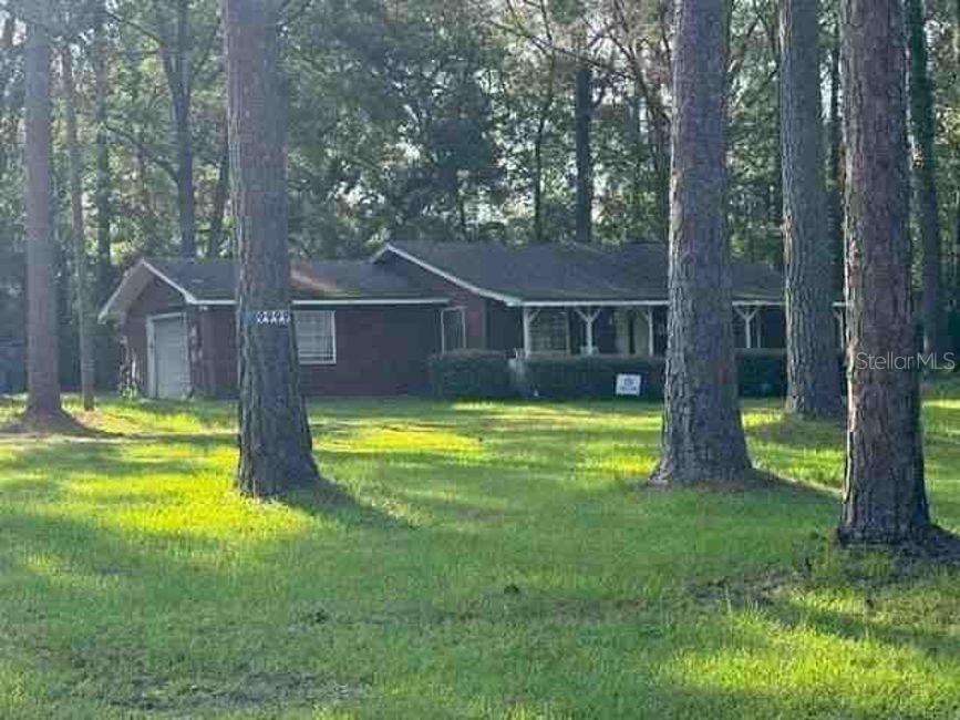 9999 Persimmon Rd., Macclenny, FL 32063