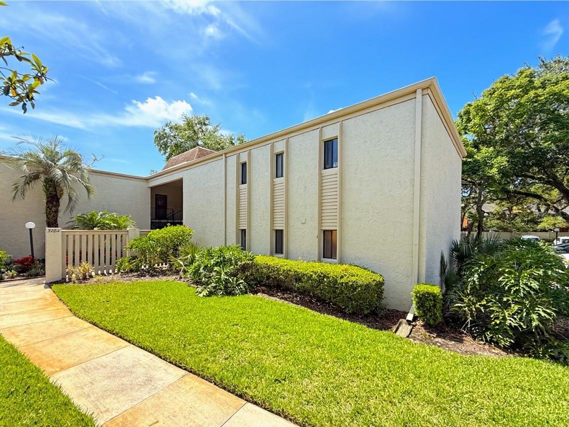 3284 S Semoran Blvd. #11, Orlando, FL 32822