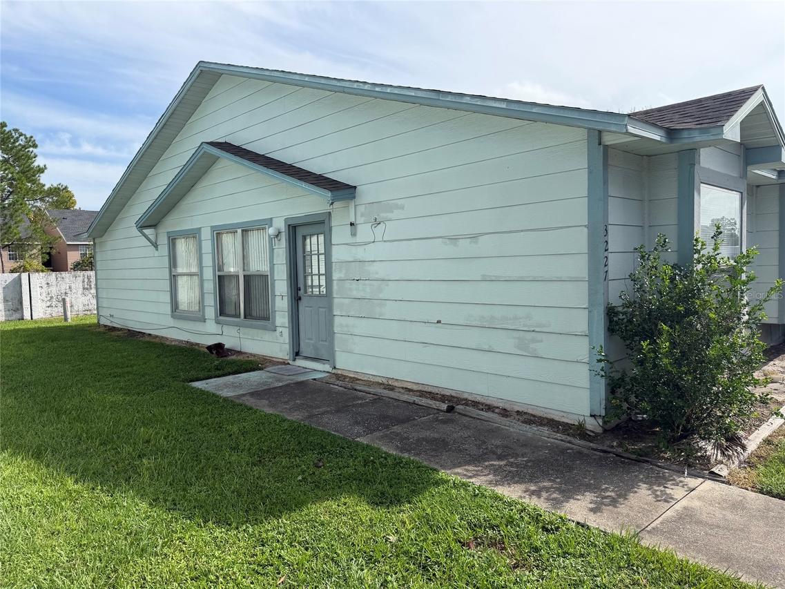 3227 Chesswood Ave., Kissimmee, FL 34741