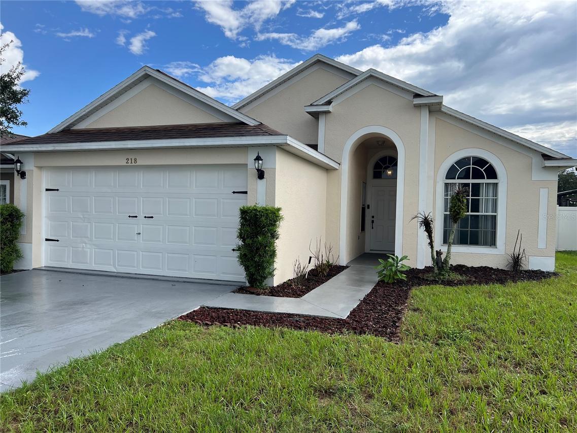 218 Royal Ridge Dr., Davenport, FL 33837