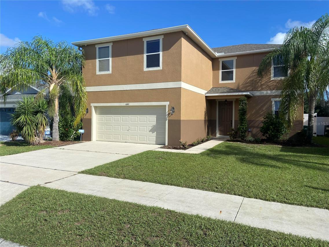 1681 Strathmore Cir., Mount Dora, FL 32757