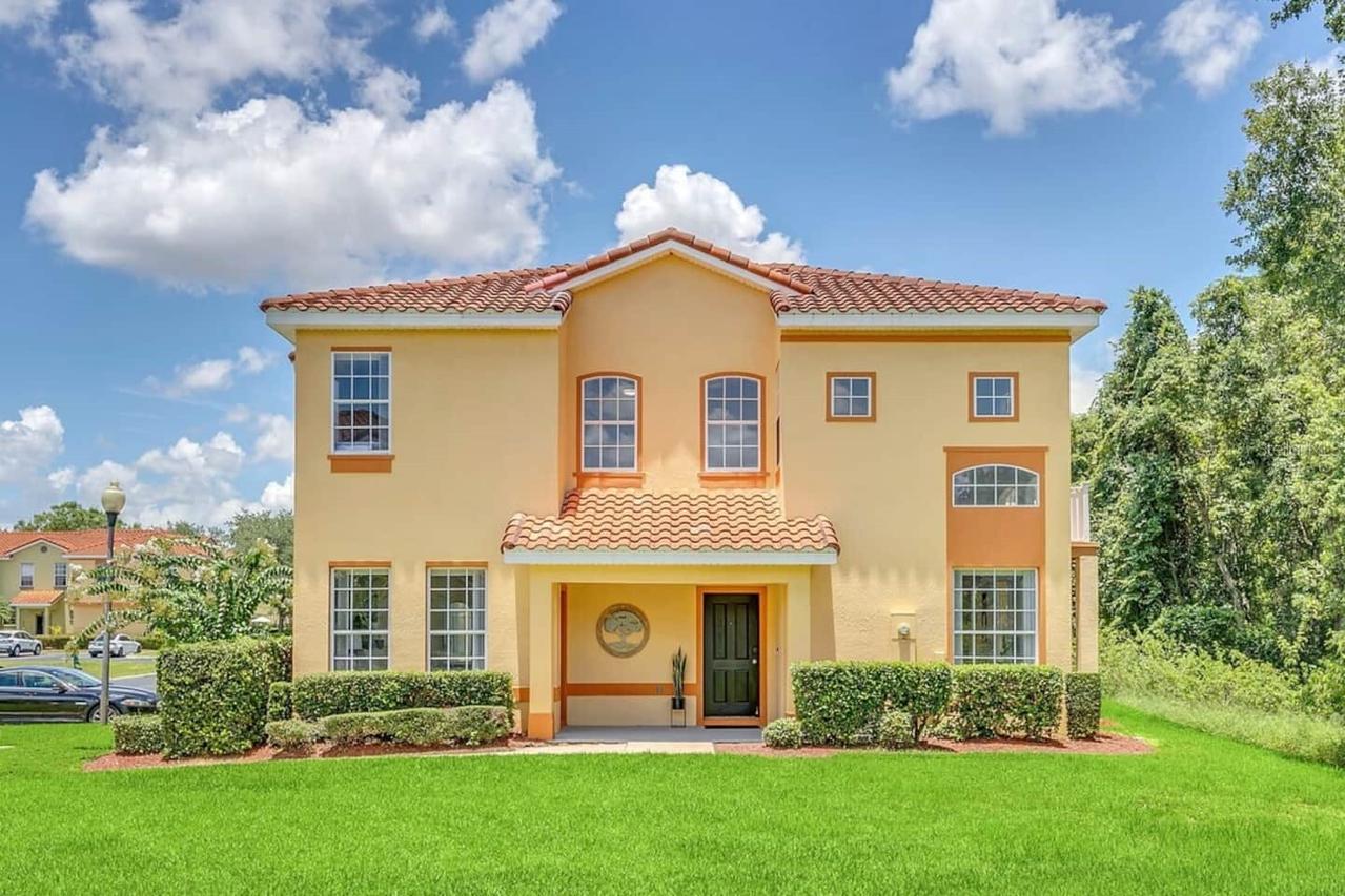 407 Madison Cir., Davenport, FL 33896