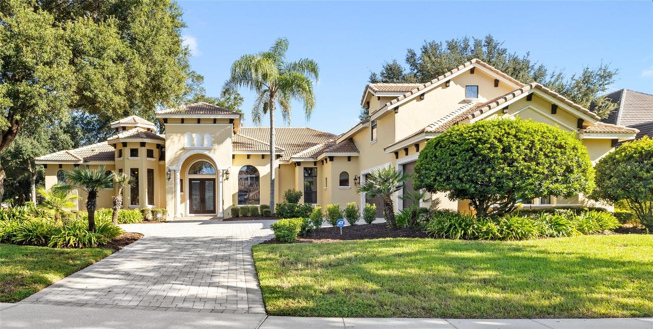 25514 High Hampton Cir., Sorrento, FL 32776