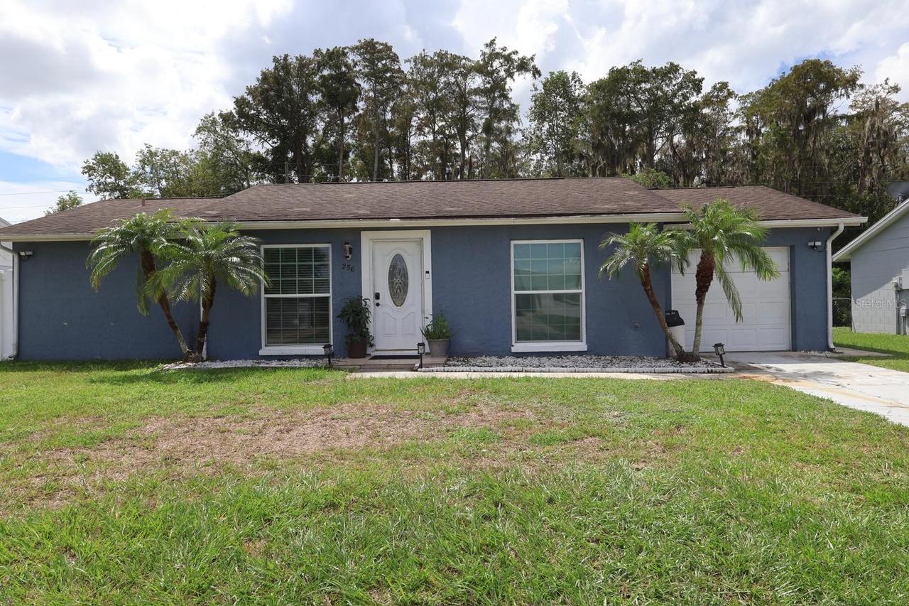 256 La Paz Dr., Kissimmee, FL 34743